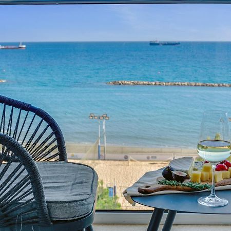 Sanders Kanika Sea Forum - Adorable 2-Bedroom Apartment With Sea View Лімасол Екстер'єр фото