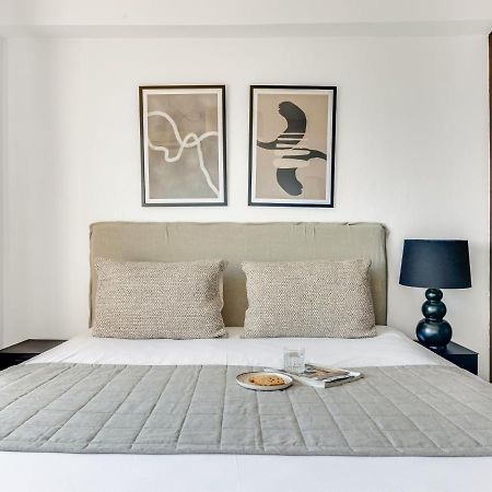 Sanders Kanika Sea Forum - Adorable 2-Bedroom Apartment With Sea View Лімасол Екстер'єр фото